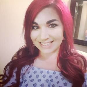 Meet your Posher, Stefanie